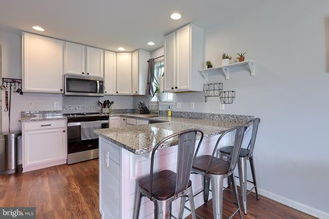 24 KATIE LN, Lancaster, PA 17602