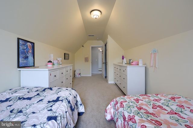 24 KATIE LN, Lancaster, PA 17602