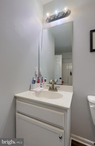 24 KATIE LN, Lancaster, PA 17602