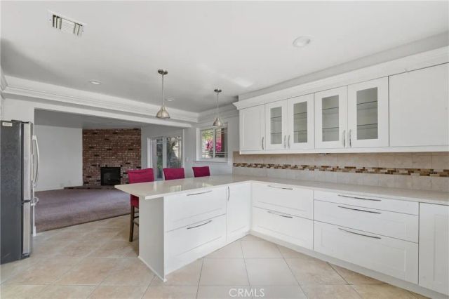 658 Glenmore, Glendale, CA 91206