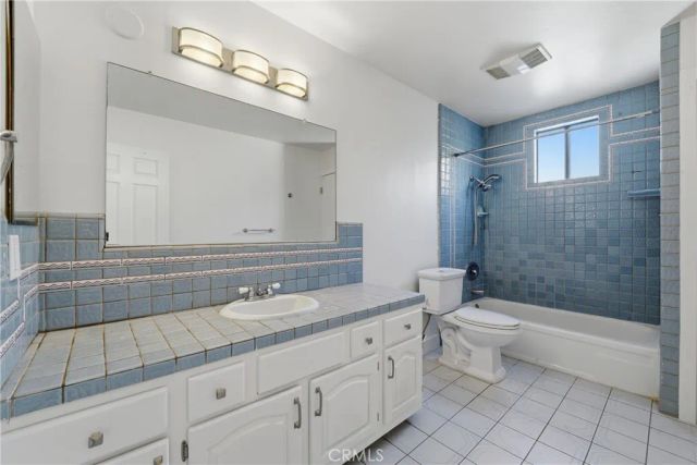 658 Glenmore, Glendale, CA 91206