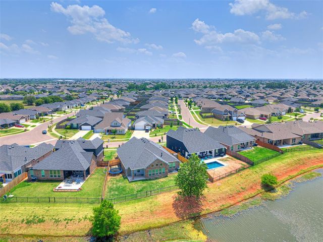2253 NW 187th Terrace, Edmond, OK 73012