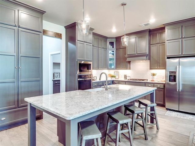 2253 NW 187th Terrace, Edmond, OK 73012