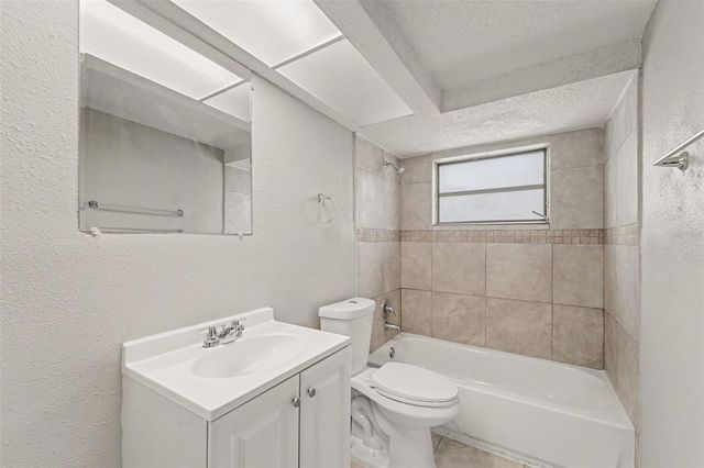 5102 SCHOOL ROAD, New Port Richey, FL 34653