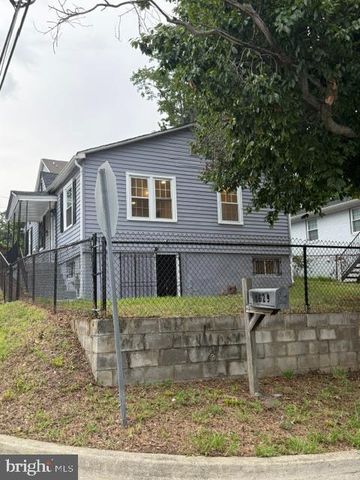 1629 QUARTER AVE, Capitol Heights, MD 20743