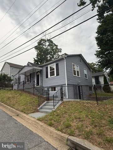 1629 QUARTER AVE, Capitol Heights, MD 20743