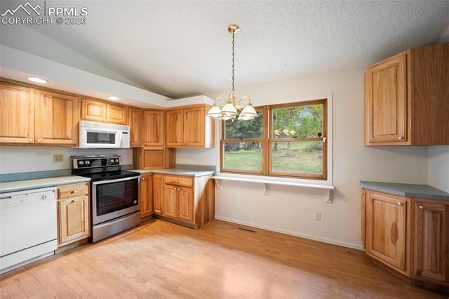 4615 N Enchanted Circle, Colorado Springs, CO 80917