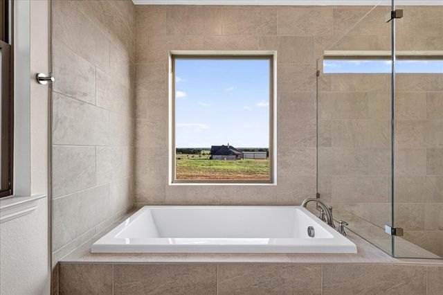 1016 Brock Heights Court, Brock, TX 76087