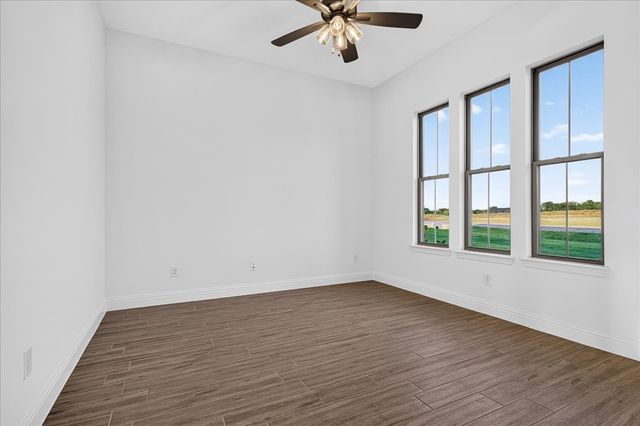1016 Brock Heights Court, Brock, TX 76087