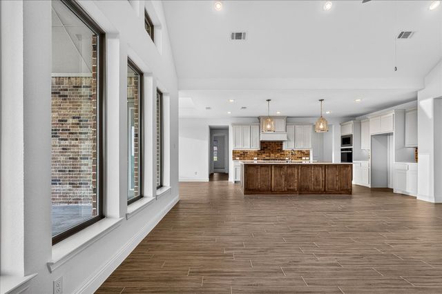 1016 Brock Heights Court, Brock, TX 76087