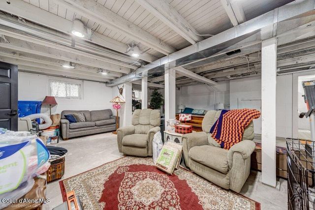 620 Pearl ST, Wallace, ID 83873