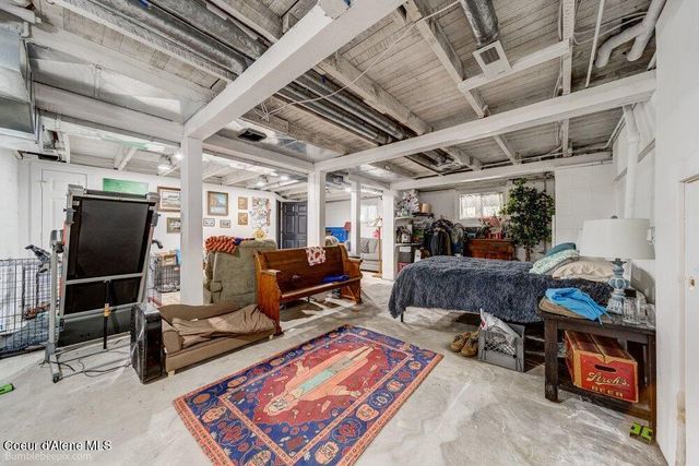 620 Pearl ST, Wallace, ID 83873