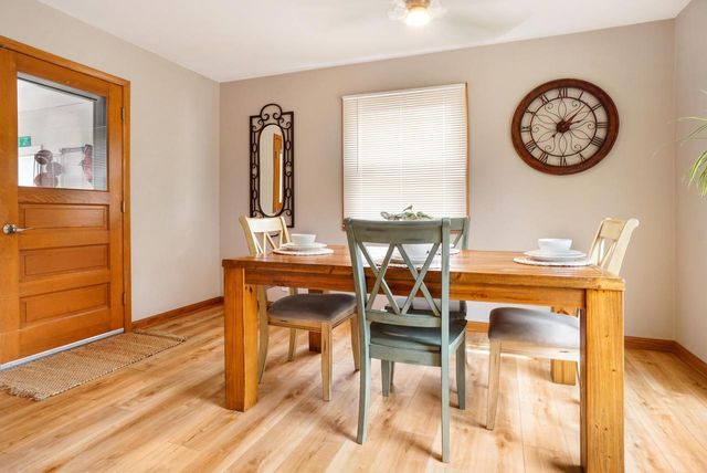 1674 Mapledale ROAD, West Bend, WI 53090