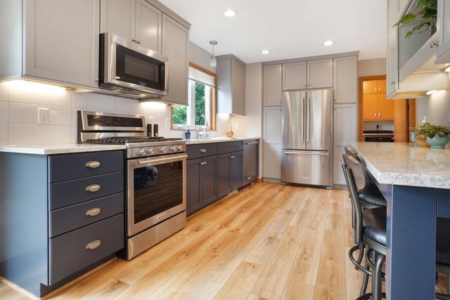 1674 Mapledale ROAD, West Bend, WI 53090
