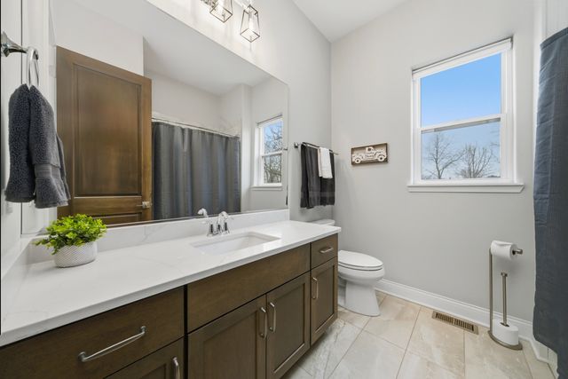 2503 Justen Farm Lane, Ringwood, IL 60072