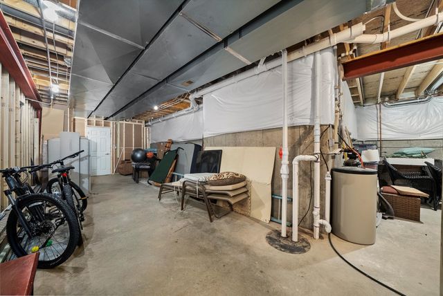 2503 Justen Farm Lane, Ringwood, IL 60072