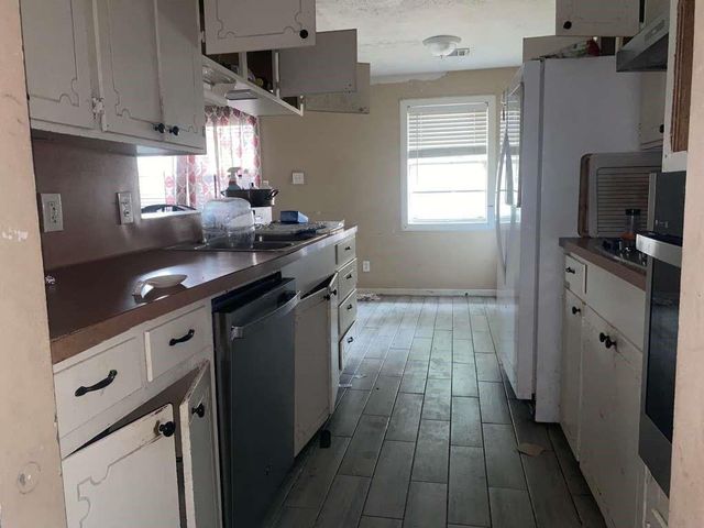 2217 Hickory Lane, Pasadena, TX 77502