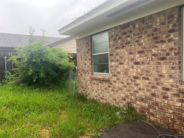 2217 Hickory Lane, Pasadena, TX 77502