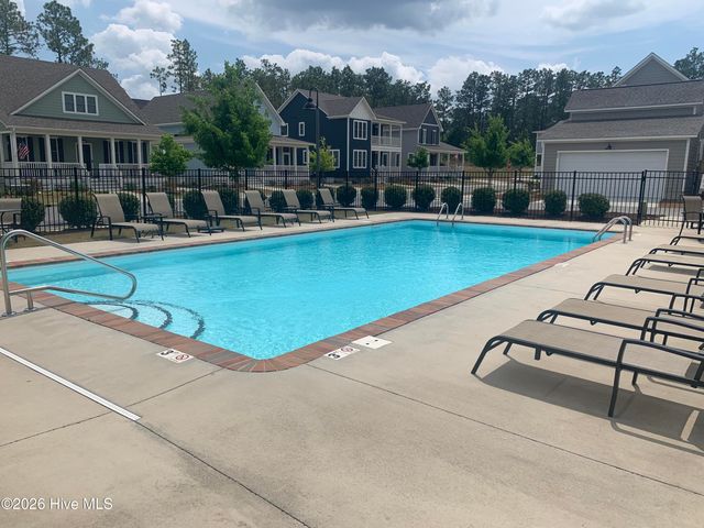 150 Manning Square, Southern Pines, NC 28387