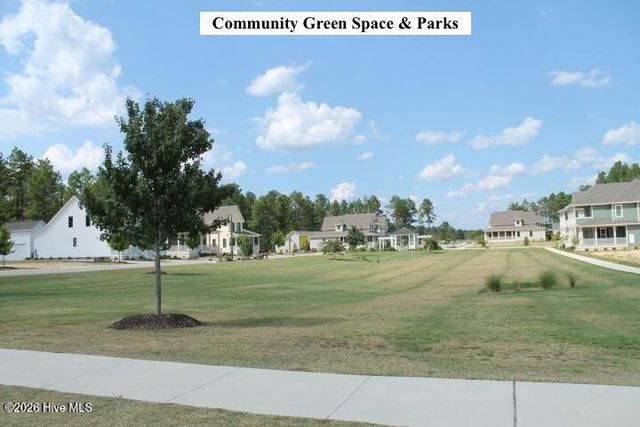 150 Manning Square, Southern Pines, NC 28387