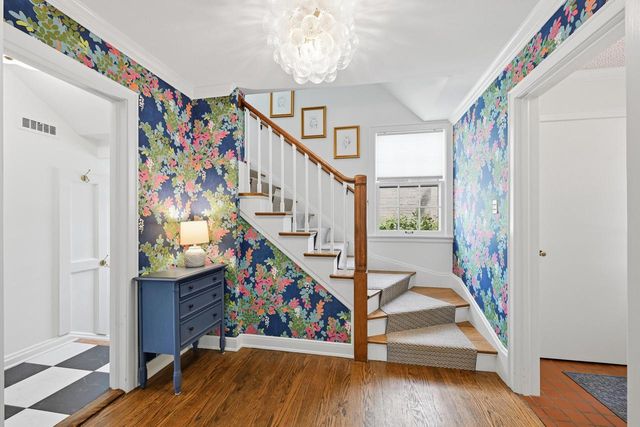 5835 N Lake DRIVE, Whitefish Bay, WI 53217