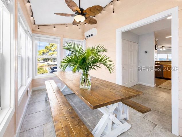 2 Ebb Tide Ct, St Helena Island, SC 29920