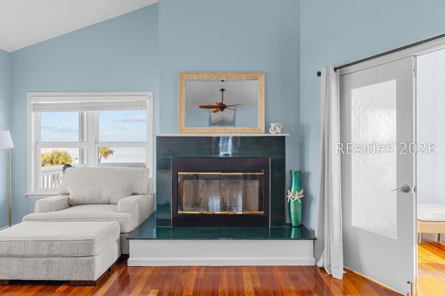 2 Ebb Tide Ct, St Helena Island, SC 29920