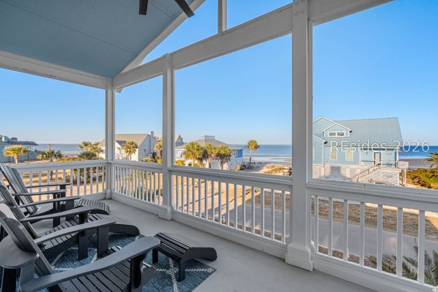 2 Ebb Tide Ct, St Helena Island, SC 29920