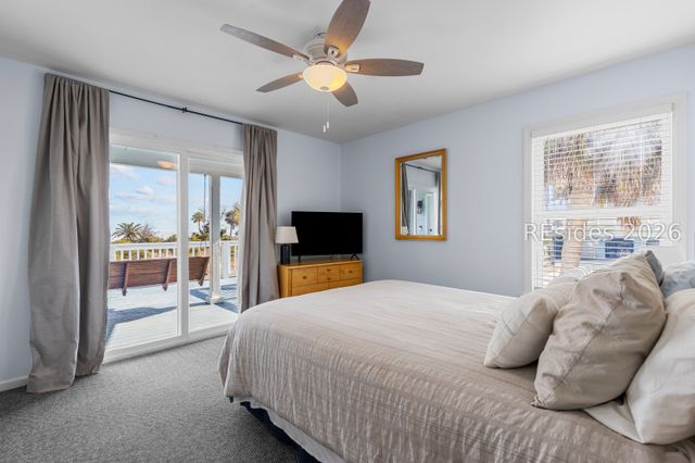 2 Ebb Tide Ct, St Helena Island, SC 29920