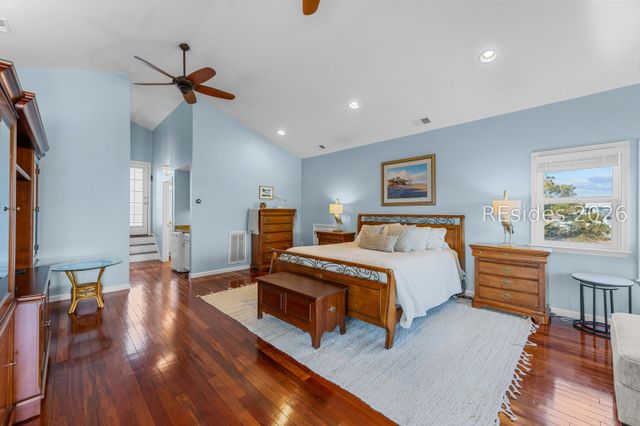 2 Ebb Tide Ct, St Helena Island, SC 29920