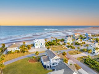 2 Ebb Tide Ct, St Helena Island, SC 29920
