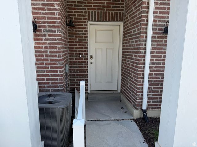4215 W SILVER CANYON COURT ST, Riverton, UT 84096