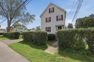 9 Arlington Street, Woburn, MA 01801