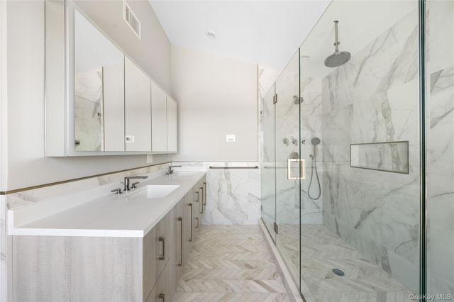 141 Flamingo Street, Atlantic Beach, NY 11509