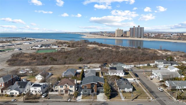 141 Flamingo Street, Atlantic Beach, NY 11509