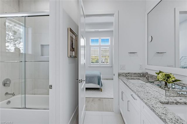 3308 Kumamoto LN, Naples, FL 34114
