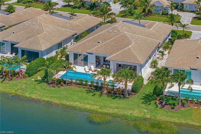 3308 Kumamoto LN, Naples, FL 34114