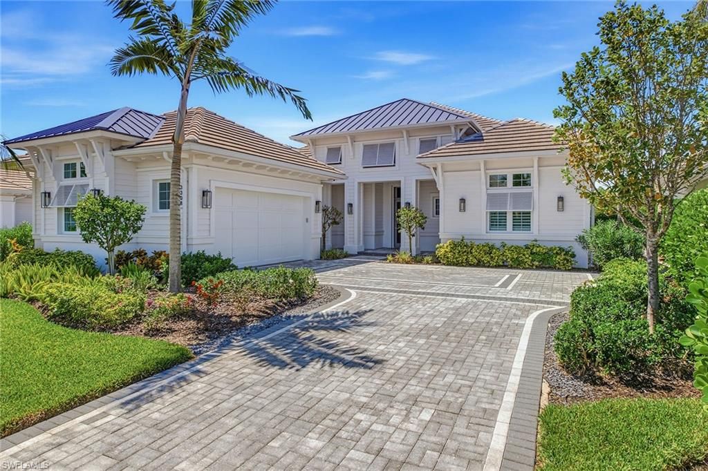 3308 Kumamoto LN, Naples, FL 34114