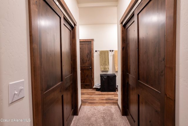 111 Majestic LN, Bonners Ferry, ID 83805