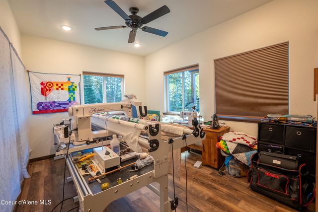 111 Majestic LN, Bonners Ferry, ID 83805