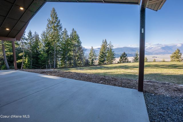 111 Majestic LN, Bonners Ferry, ID 83805