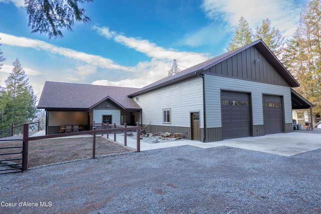 111 Majestic LN, Bonners Ferry, ID 83805
