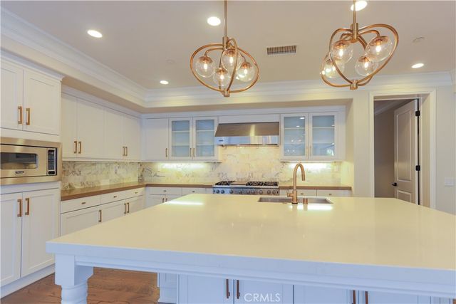 77 Sunset Cove, Irvine, CA 92602