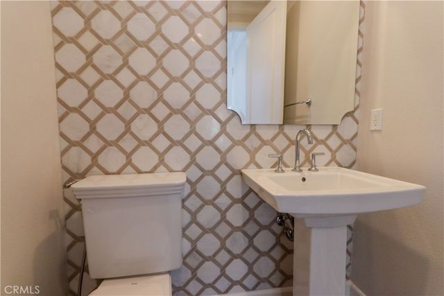 77 Sunset Cove, Irvine, CA 92602