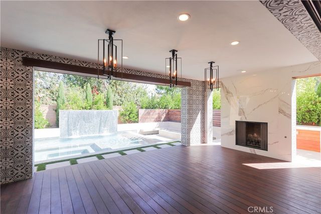 77 Sunset Cove, Irvine, CA 92602