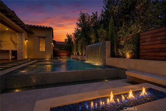 77 Sunset Cove, Irvine, CA 92602