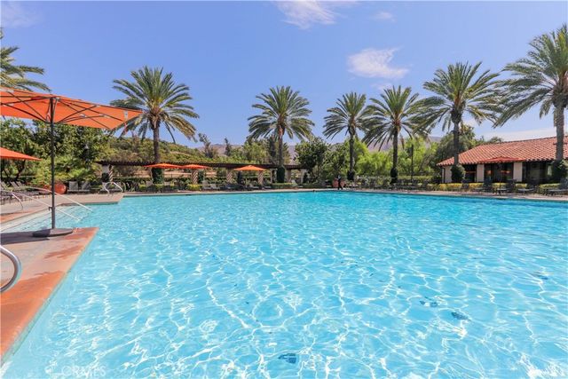 77 Sunset Cove, Irvine, CA 92602