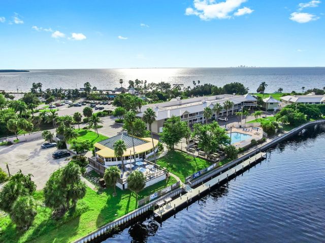 3228 MANGROVE POINT DRIVE, Ruskin, FL 33570