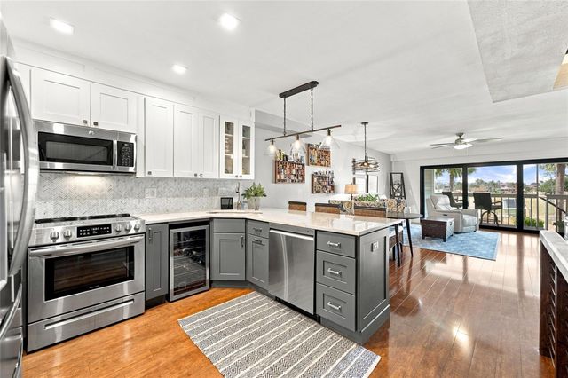 390 PINELLAS BAYWAY S F, Tierra Verde, FL 33715