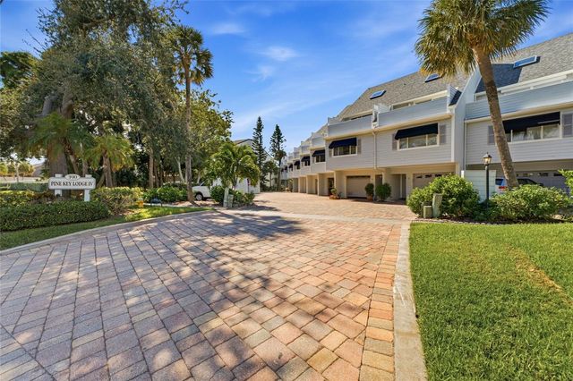 390 PINELLAS BAYWAY S F, Tierra Verde, FL 33715